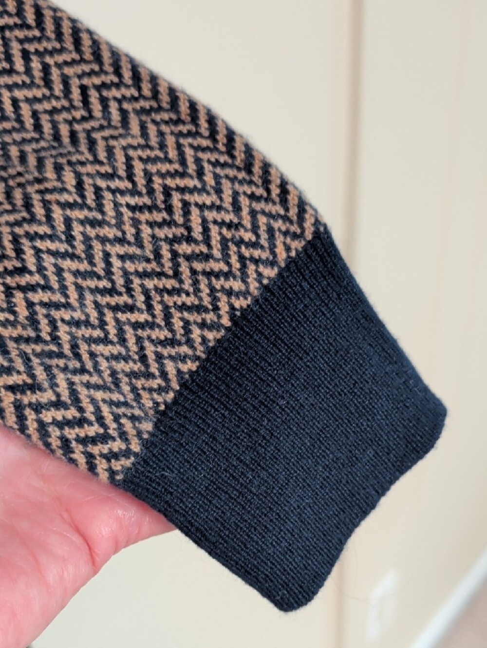 J. Crew 100% Cashmere Crewneck Sweater in Navy and Tan Herringbone - Picture 4 of 9
